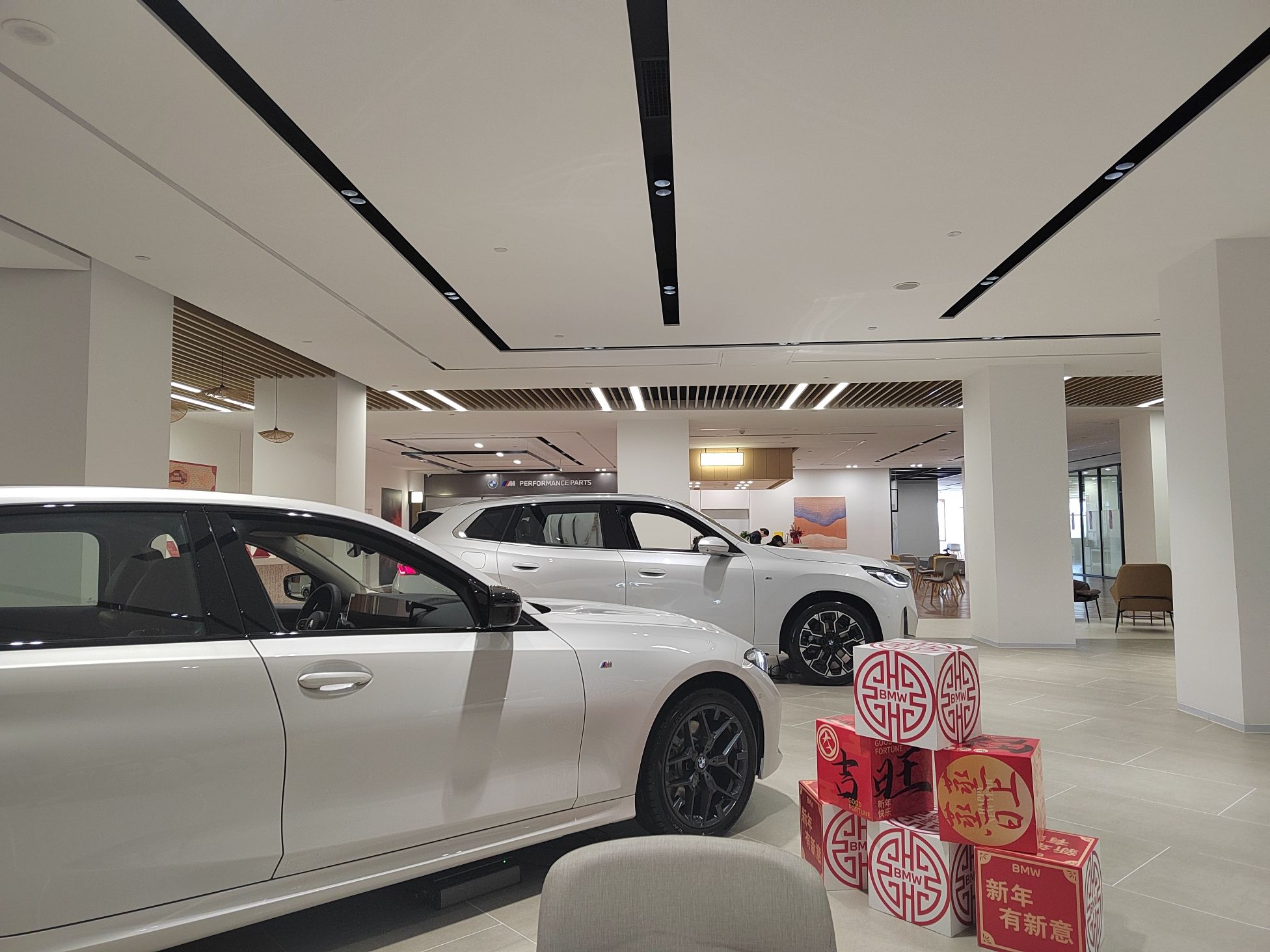 石家庄宝和宝马4S店(世界湾南区店)