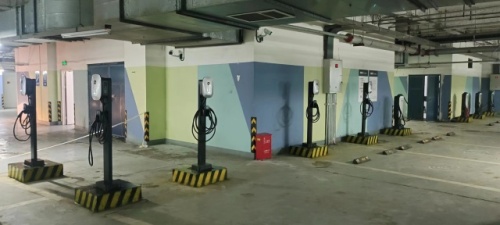 蔚来能源目的地充电站(石家庄新华区恒大中心)
