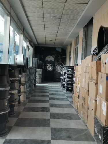 小刘精品轮胎轮毂