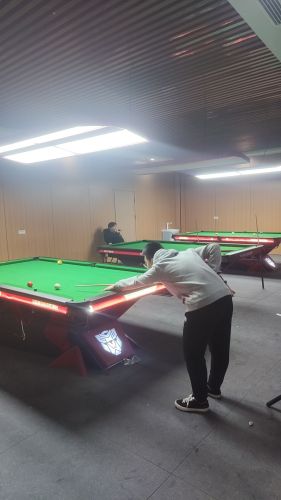 暮光24小时台球厅自助棋牌