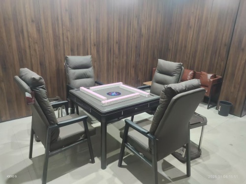 暮光24小时台球厅自助棋牌