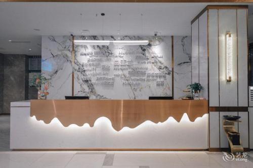 白玉兰酒店(石家庄井陉金融职业学院店)