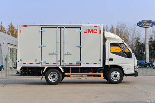 江铃汽车