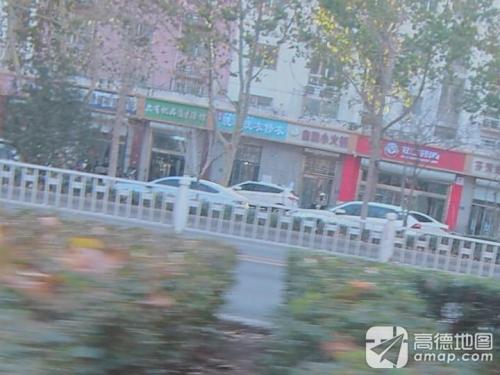 衣诺洗鞋洗衣修衣