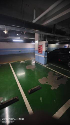 云快充目的地充电站(健康城9号楼入口附近D034车位)
