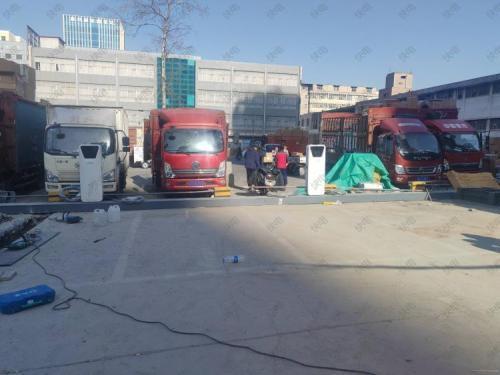 达克云LNC汽车充电站(中山路南三条车场东南角充电站)