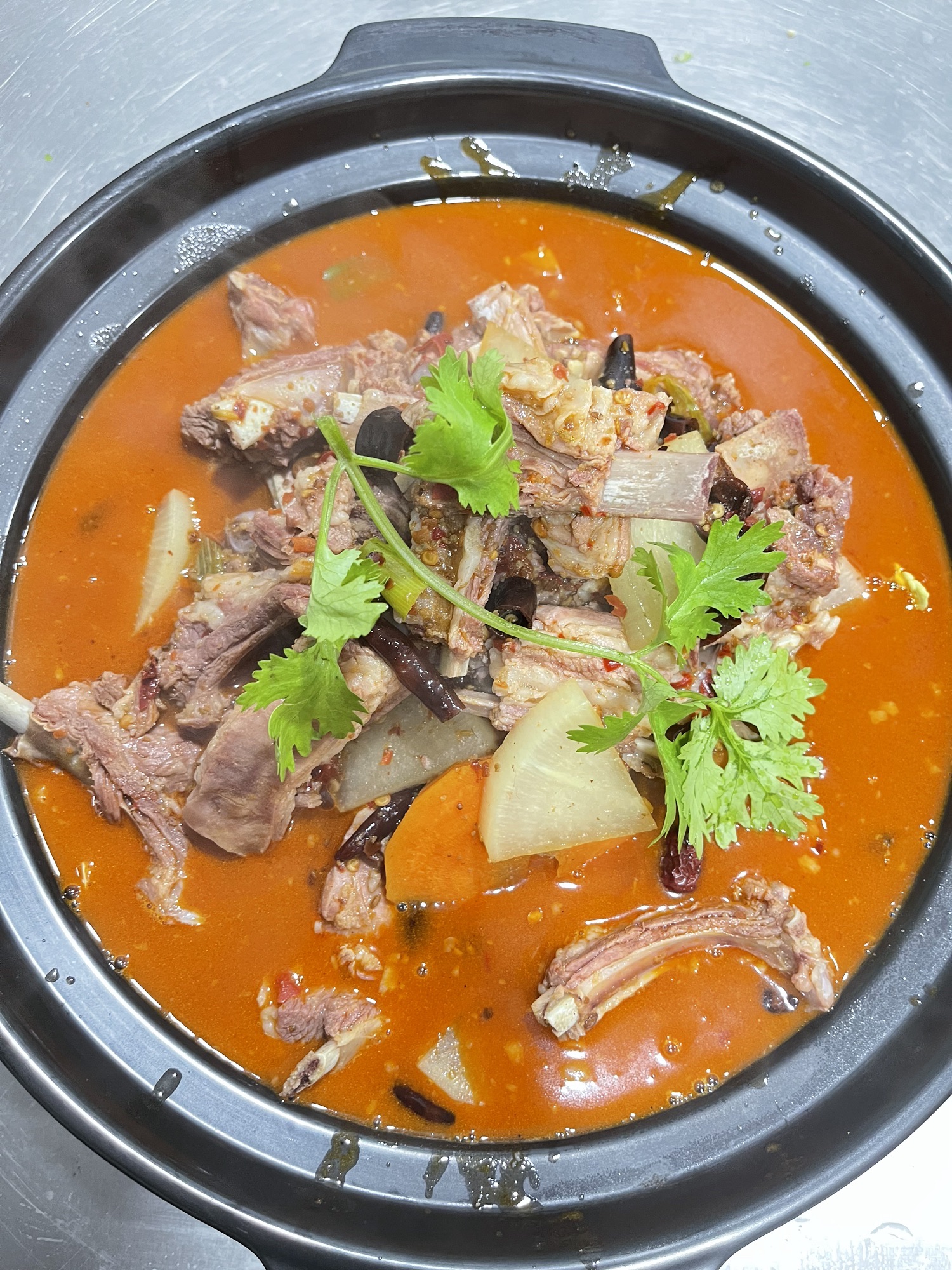 山坡羊带皮羊肉羊汤烙饼