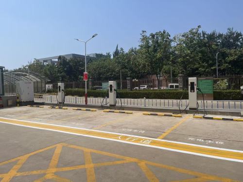 广汽能源汽车充电站(广汽能源石家庄槐安东路以岭健康城超充站)