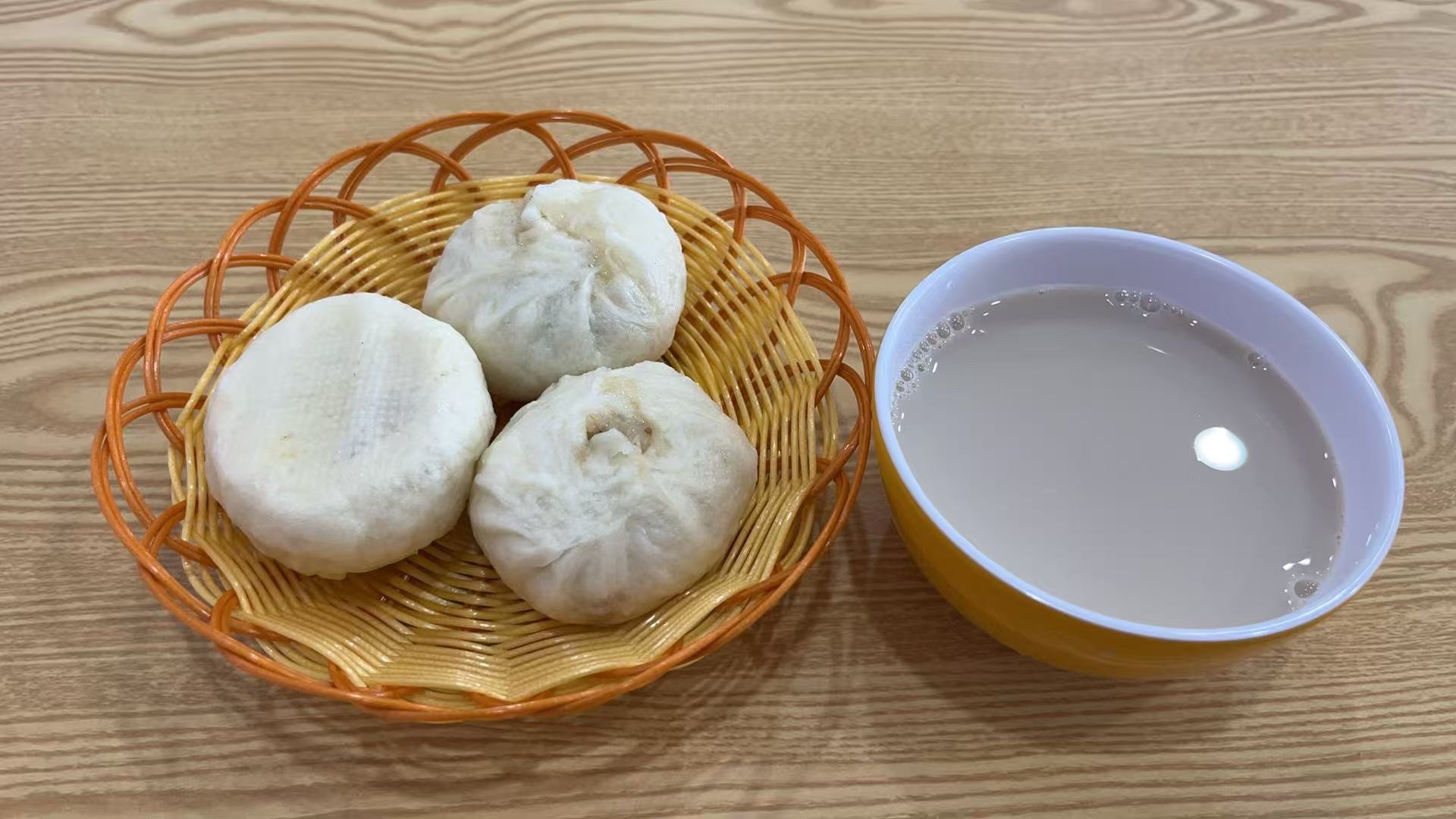 丑小包炒馅儿包子