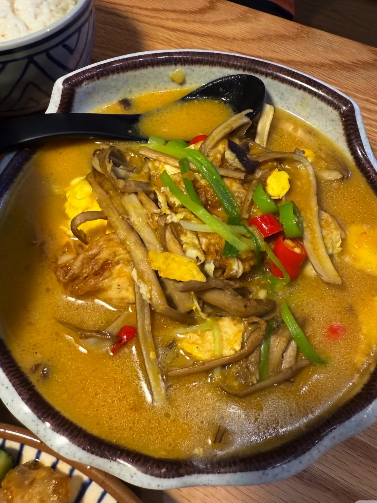 雾石青年餐厅(科技大学店)