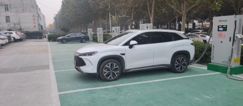 天山科技工业园长江道壹号A座西侧充电桩
