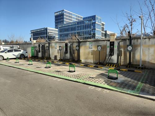 开迈斯汽车充电站(石家庄市润江总部国际地上站)