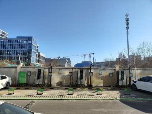 开迈斯汽车充电站(石家庄市润江总部国际地上站)