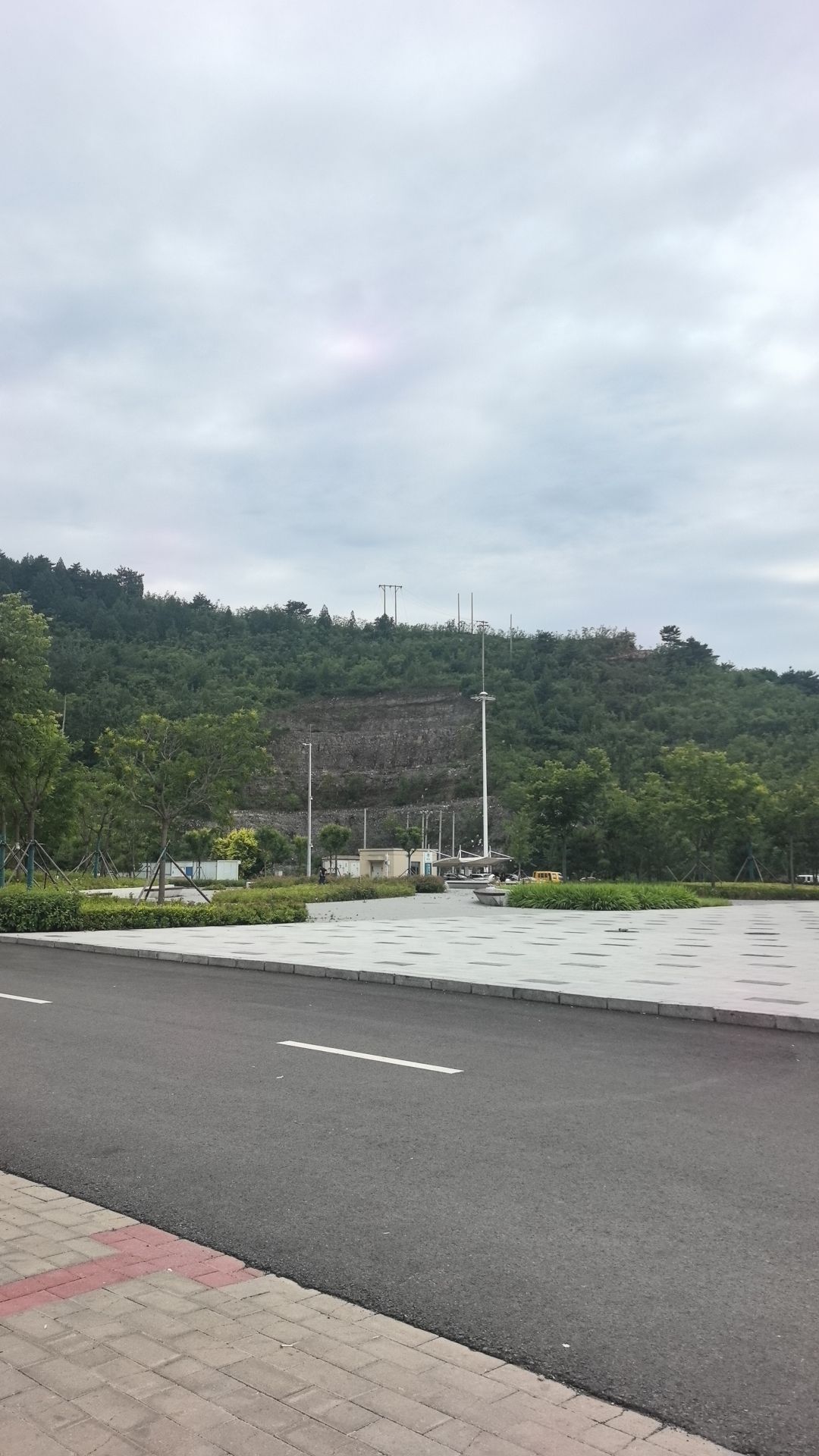蔚来能源超级充电站(昆明方向G5京昆高速井陉北服务区)