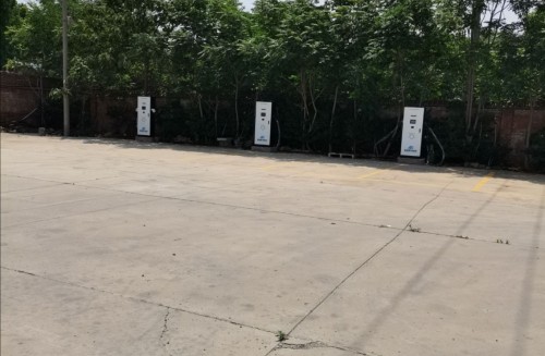 云快充超级充电站(九洲停车场充电站)