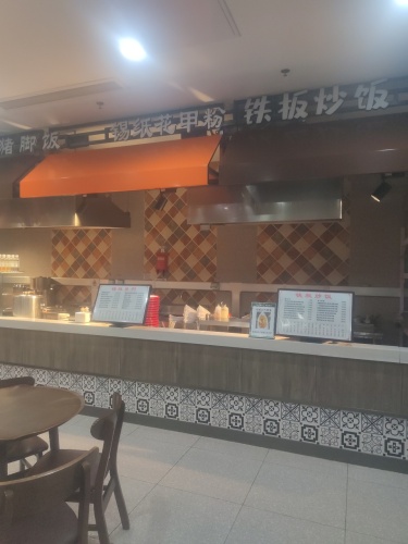 铁板炒饭·锡纸花甲粉·隆江猪脚饭
