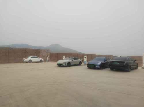 星星充电汽车充电站(诚实集团元氏基地重卡充电站)