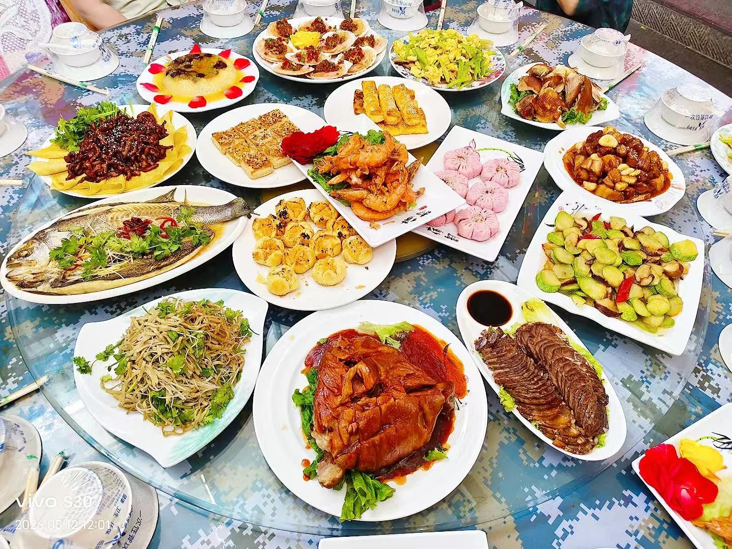 聚友快餐