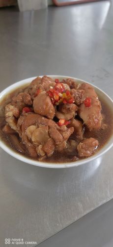 茧城巷大米饭小炖肉