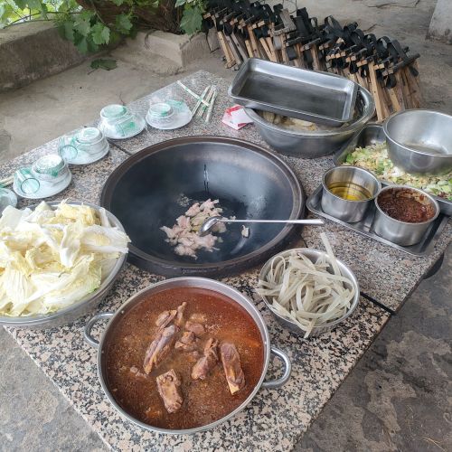 封龙山铁锅炖