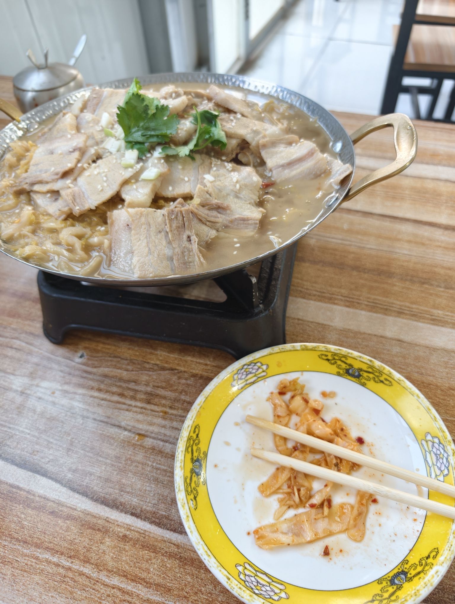 莞尔小酒馆
