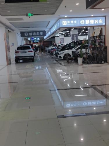 臻速名车