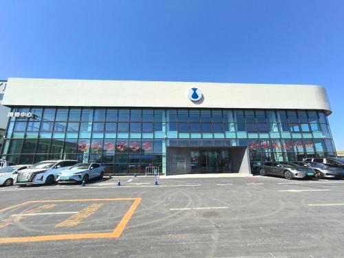 比亚迪腾势4S店