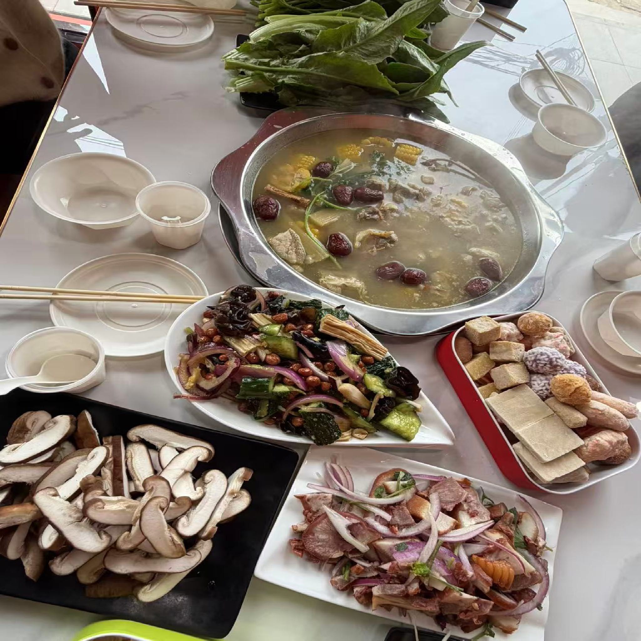 养生锅小院烧烤
