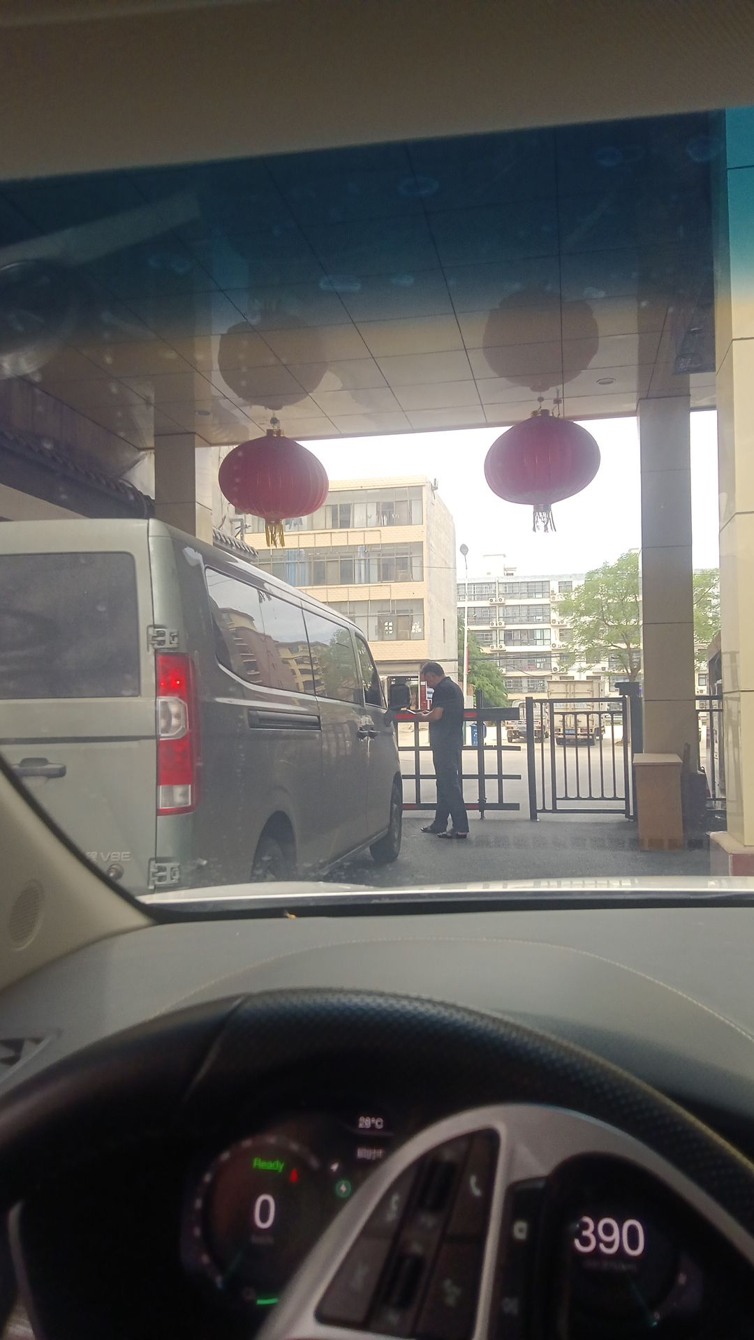 赫恩新能源汽车充电站(赞皇县税务局)(暂停营业)