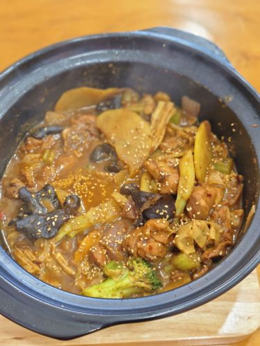 冒泡儿鸡公煲