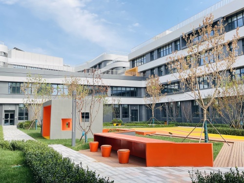 石家庄市第四十三中学(太平河西校区)