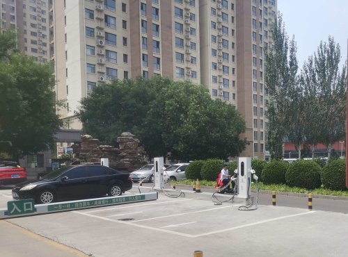 高速闪电充超级充电站(高新区东海盛景充电站)