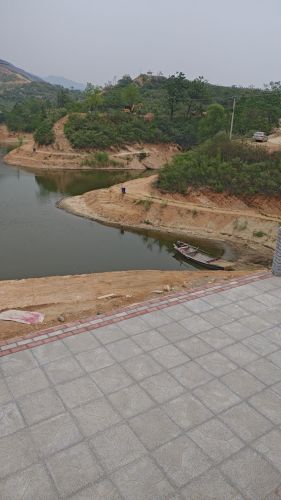 平山县卧珑家庭农场