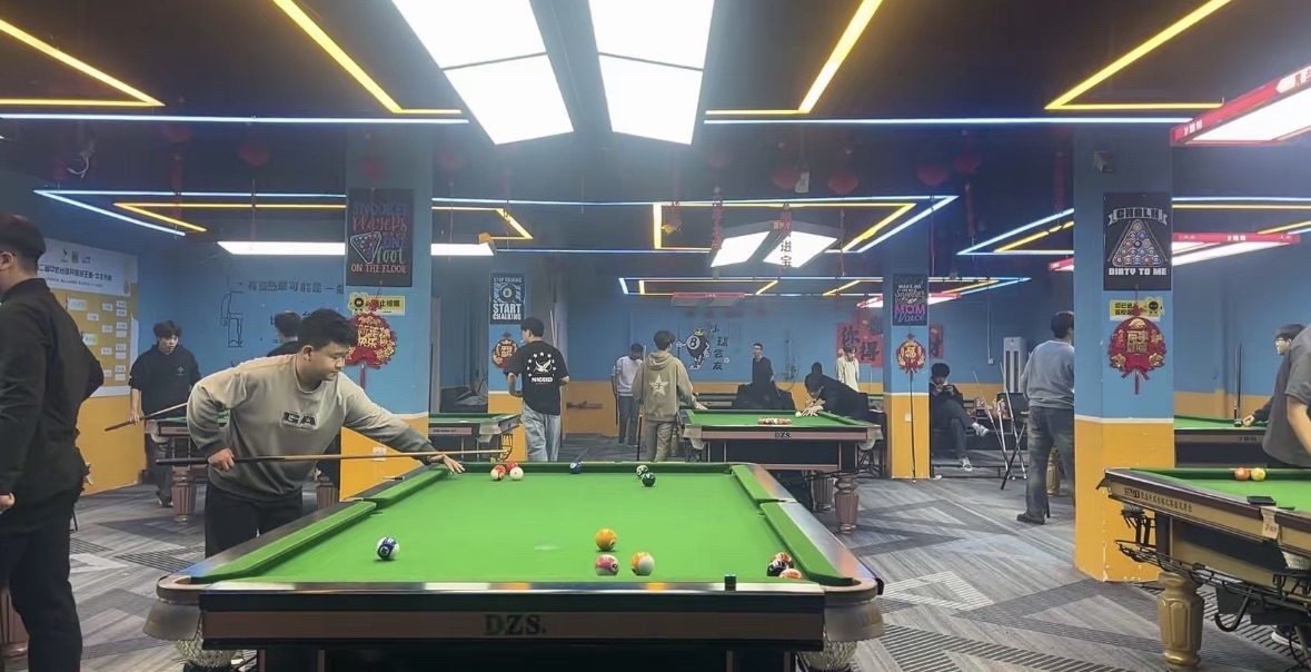 小铁24h自助台球(石家庄河北传媒学院兴安校区店)