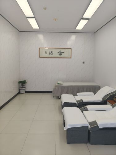 推拿按摩馆(学贸商城A座店)