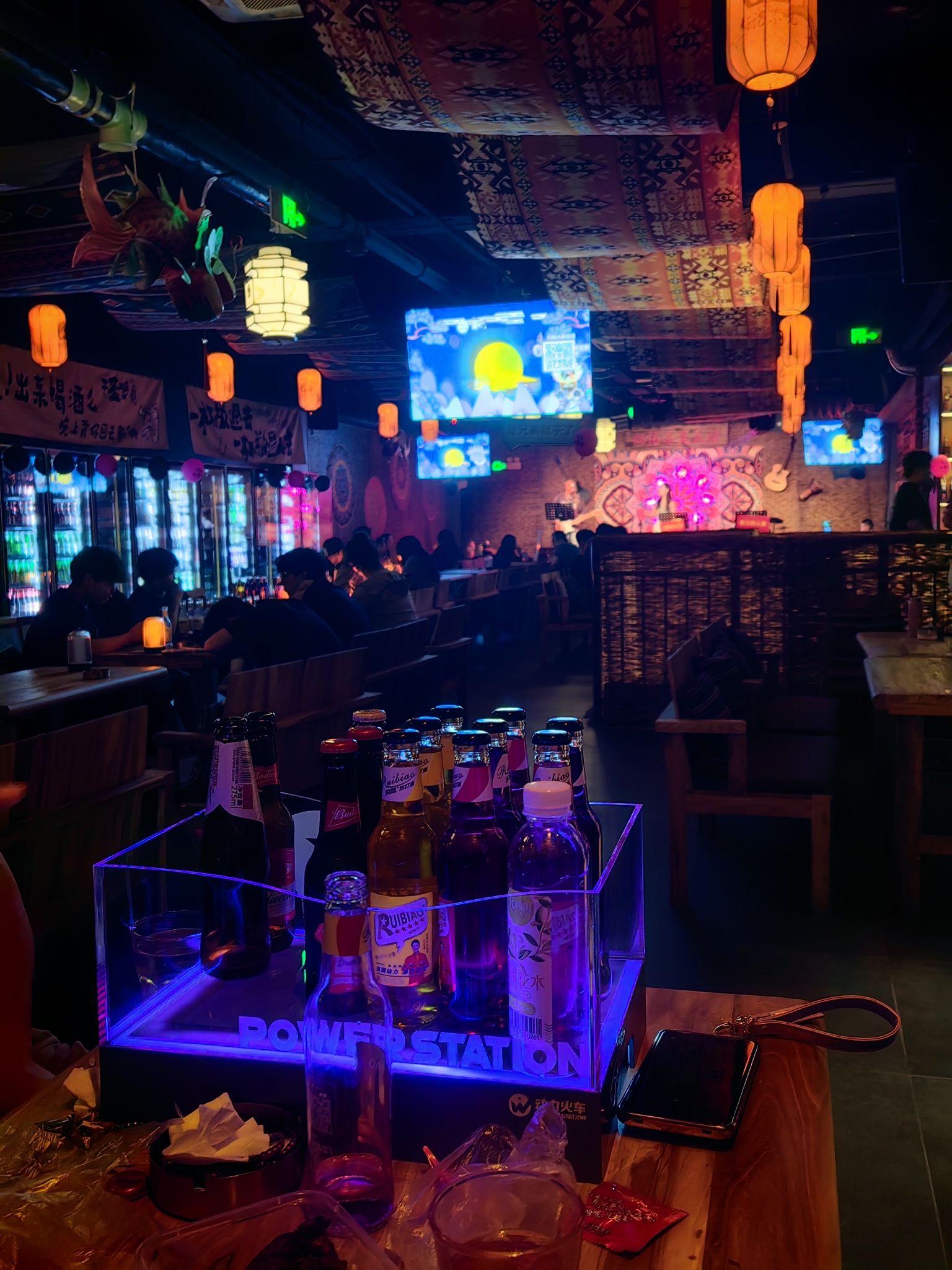 好酒不见民谣酒馆