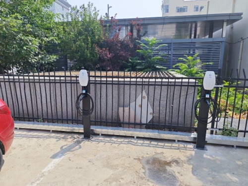 特来电目的地充电站(市庄路地铁口充电站)