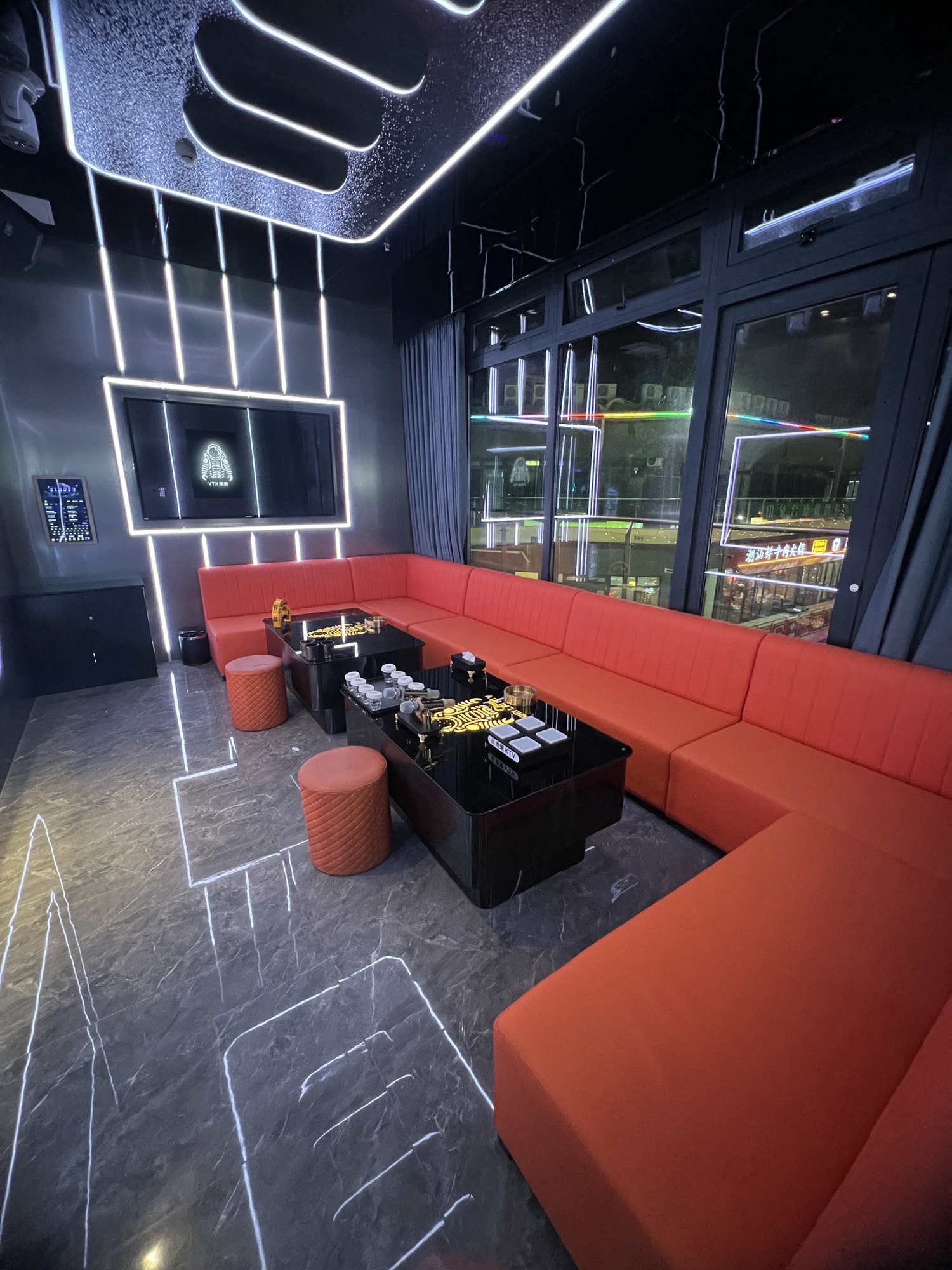 未来量贩式KTV(印象店)
