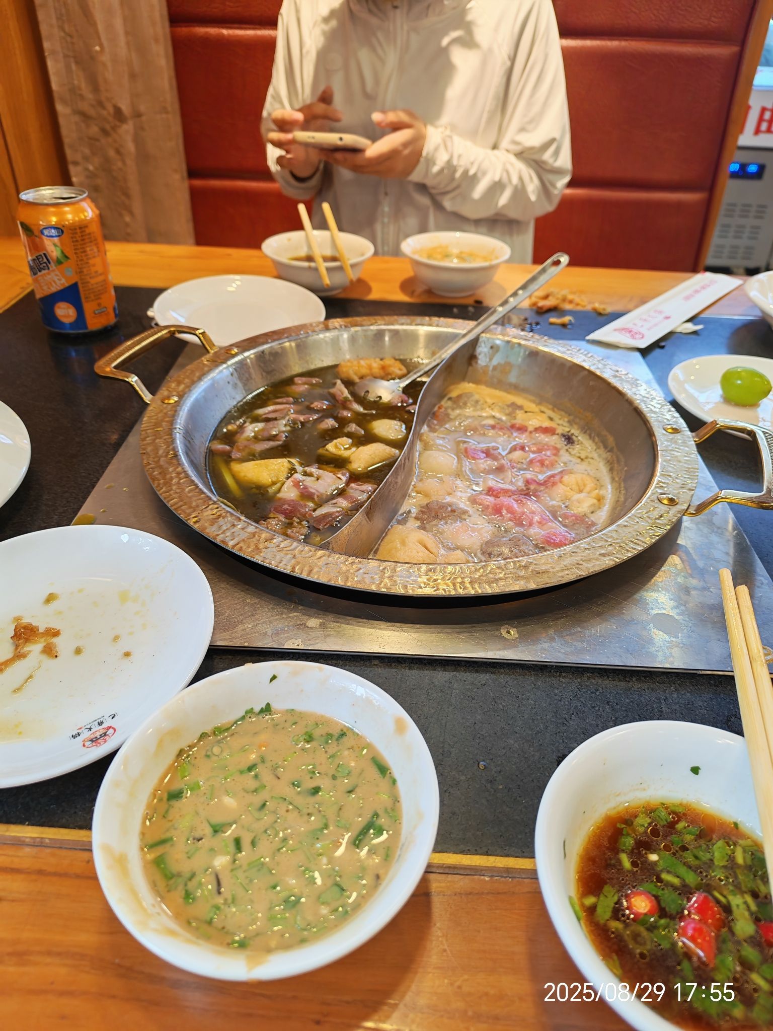 臣帆鲜炒鸡
