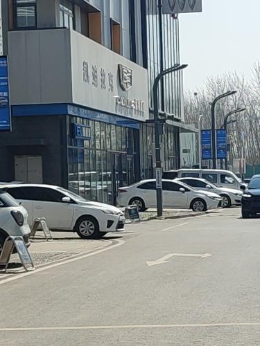 石家庄凯天凯迪拉克桥西展厅