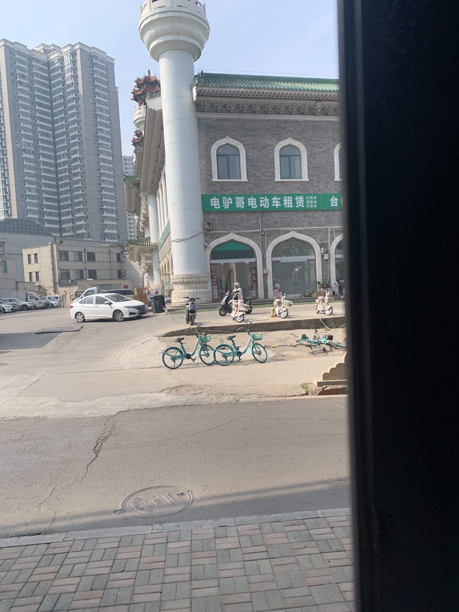 电驴哥电动车租赁(清真东寺店)