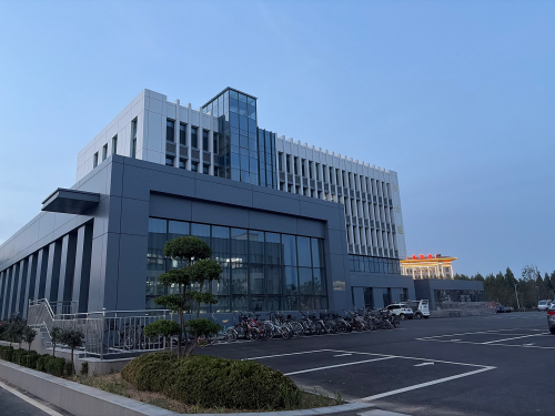 石家庄医学高等专科学校办公楼