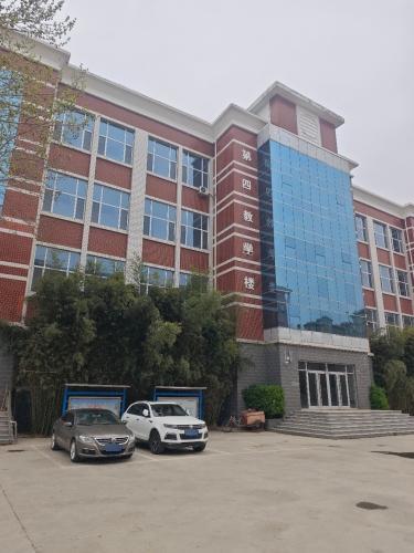 石家庄医学高等专科学校新华校区第四教学楼